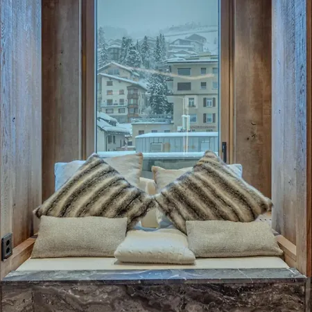 Apartment Heart Of St. Moritz’s Pedestrian Center St. Moritz
